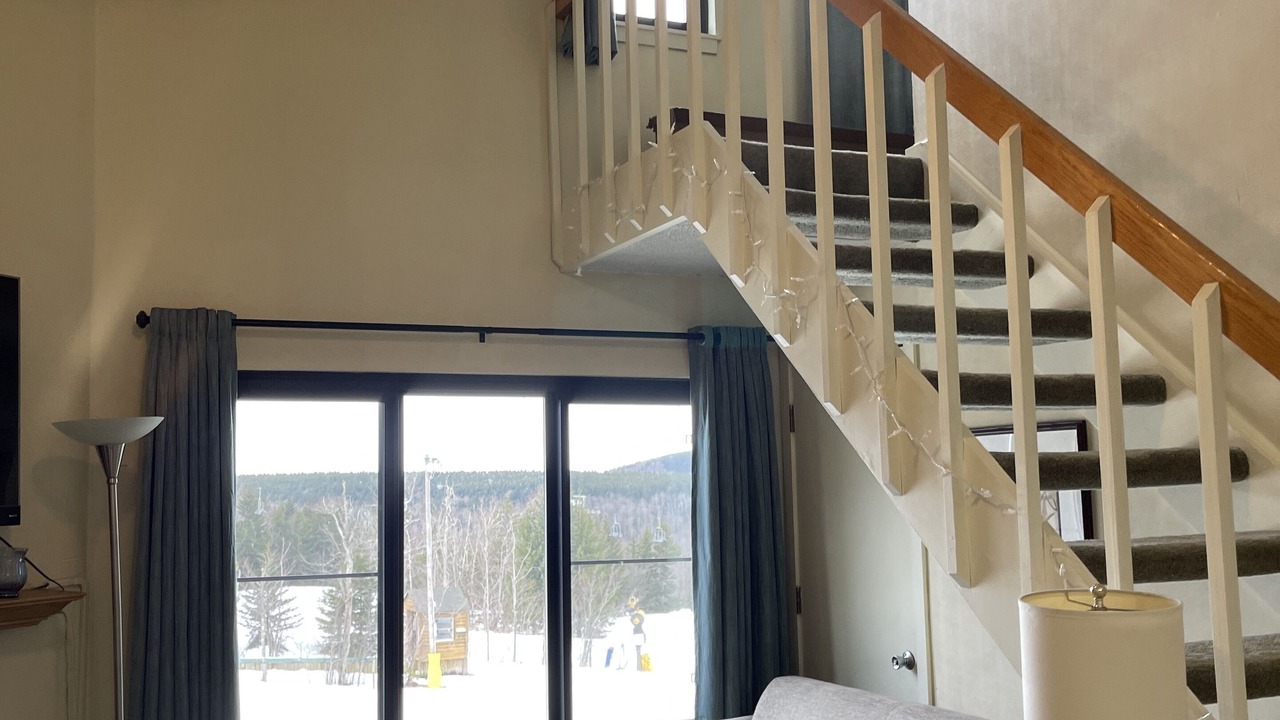 Photo of Livingroom in Snowshoe