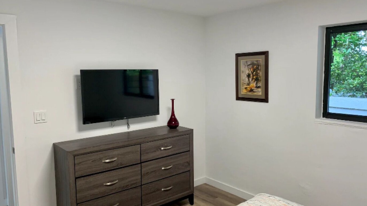 Photo of Bedroom in Harbordale