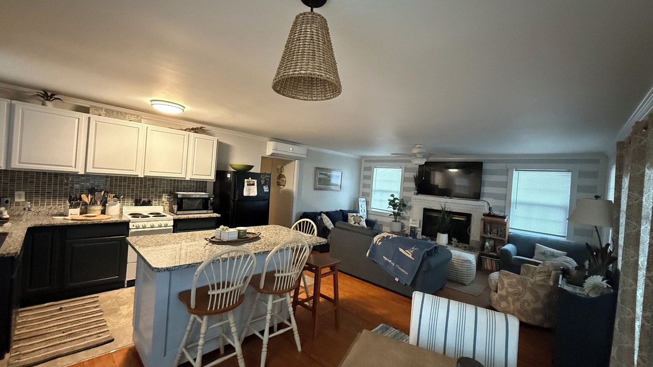 Photo of Livingroom in Point Lookout