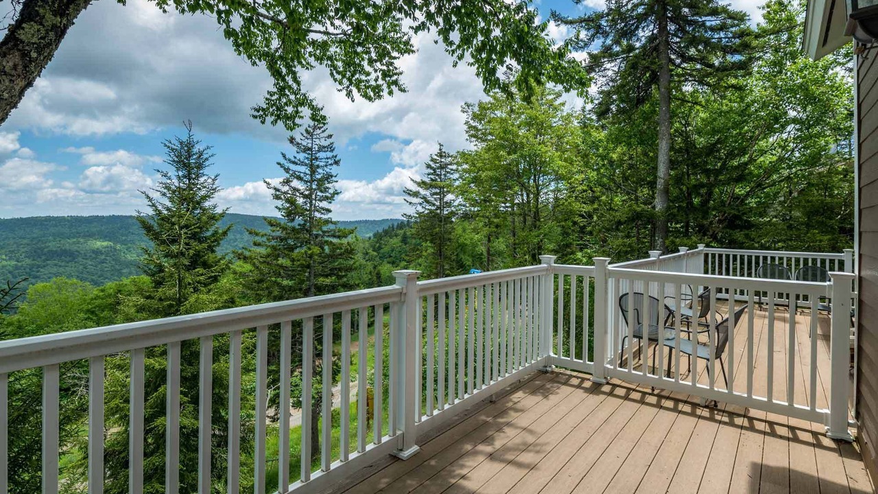 Photo of Patio Balcony in Edray