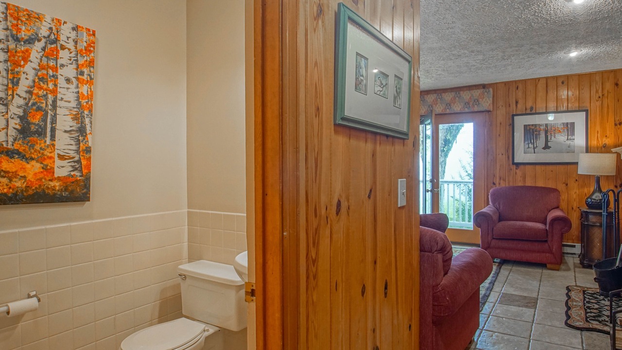 Photo of Bathroom in Edray