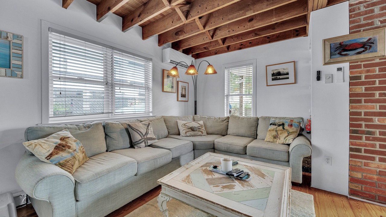 Photo of Livingroom in Lewes