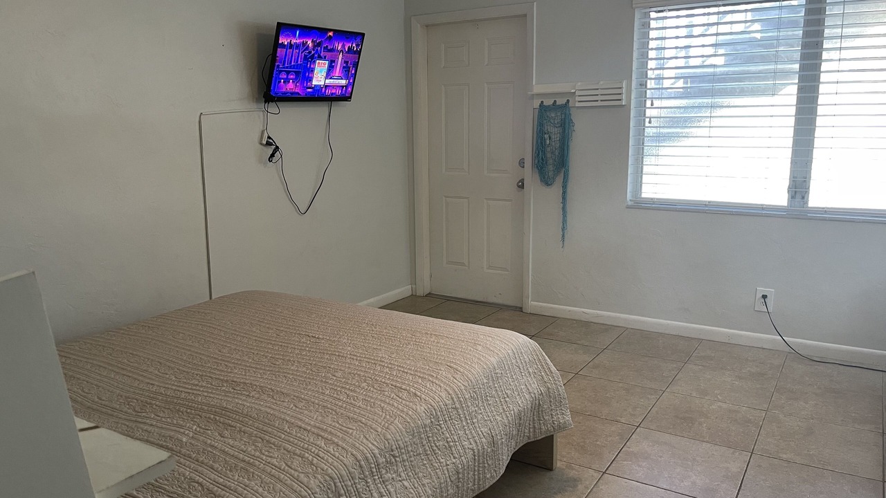 Photo of Bedroom in Harbor Village
