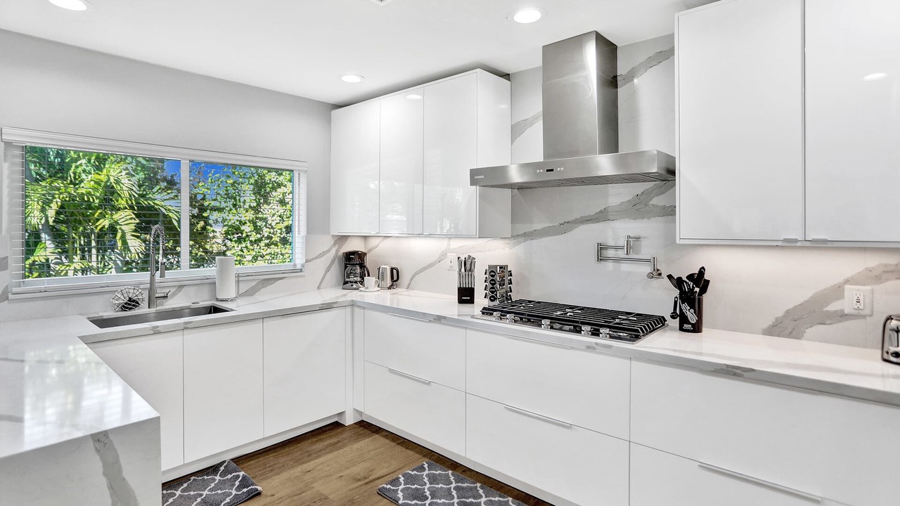 Photo of Kitchen in Hollywood Lakes
