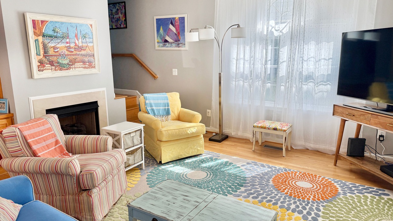 Photo of Livingroom in Country Club Estates