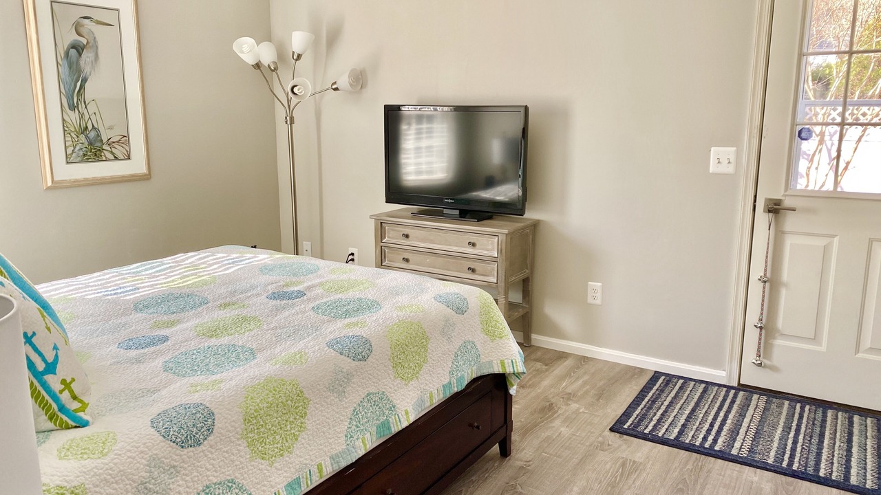 Photo of Bedroom in Country Club Estates