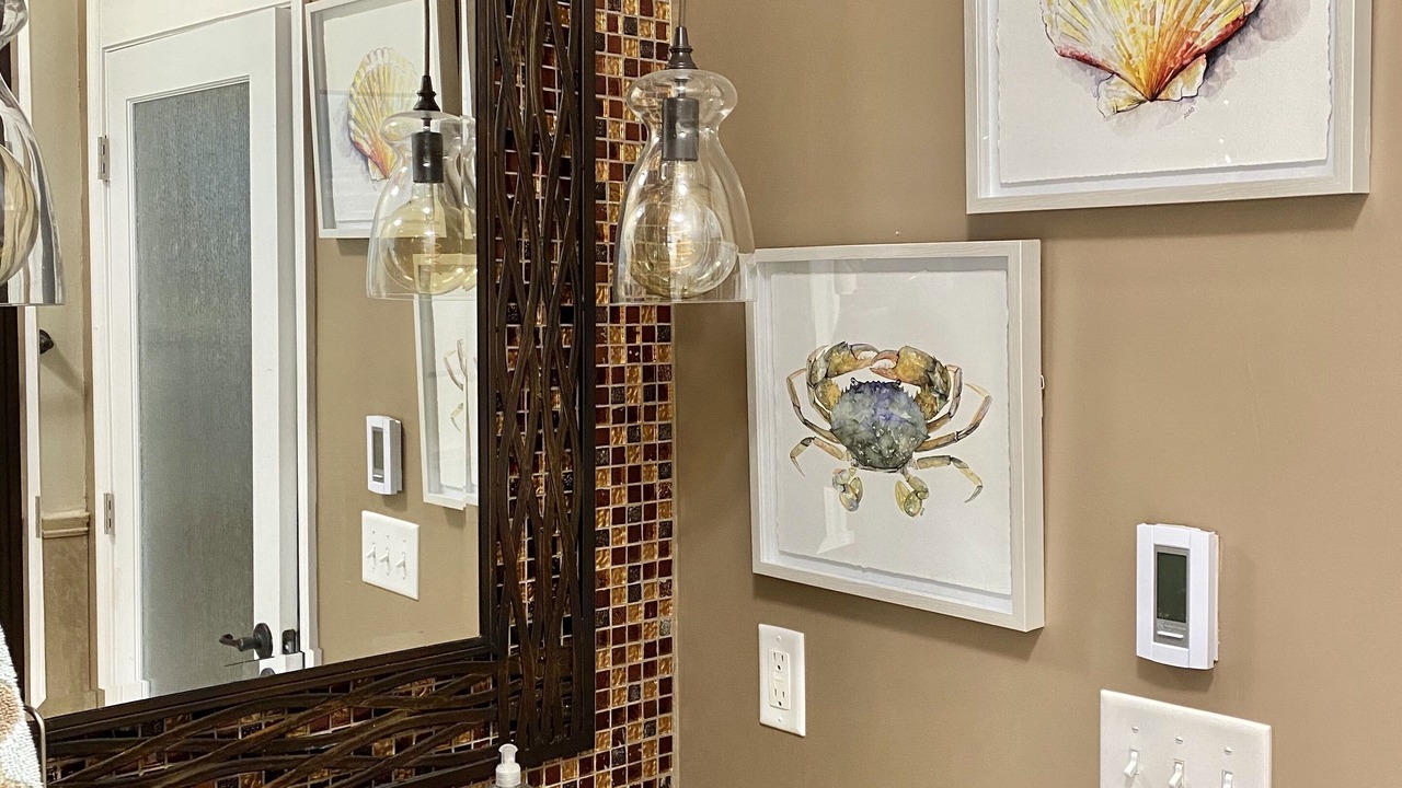 Photo of Bathroom in Country Club Estates