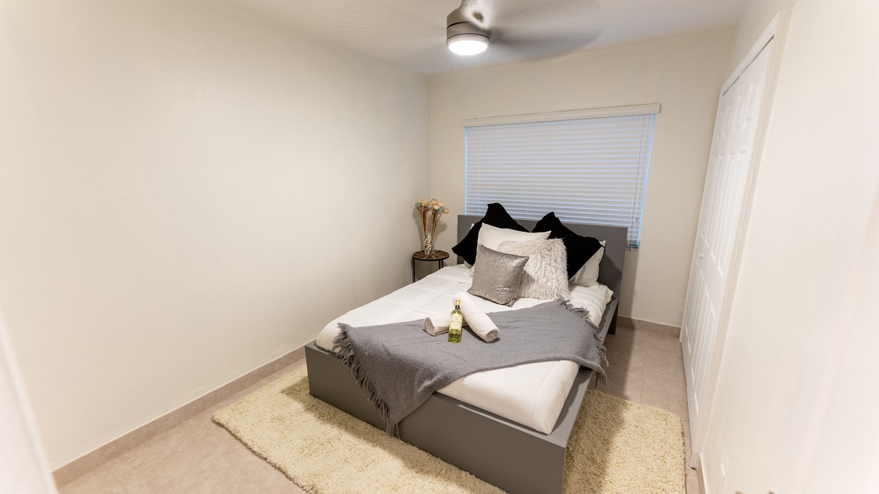 Photo of Bedroom in Central Fort Lauderdale