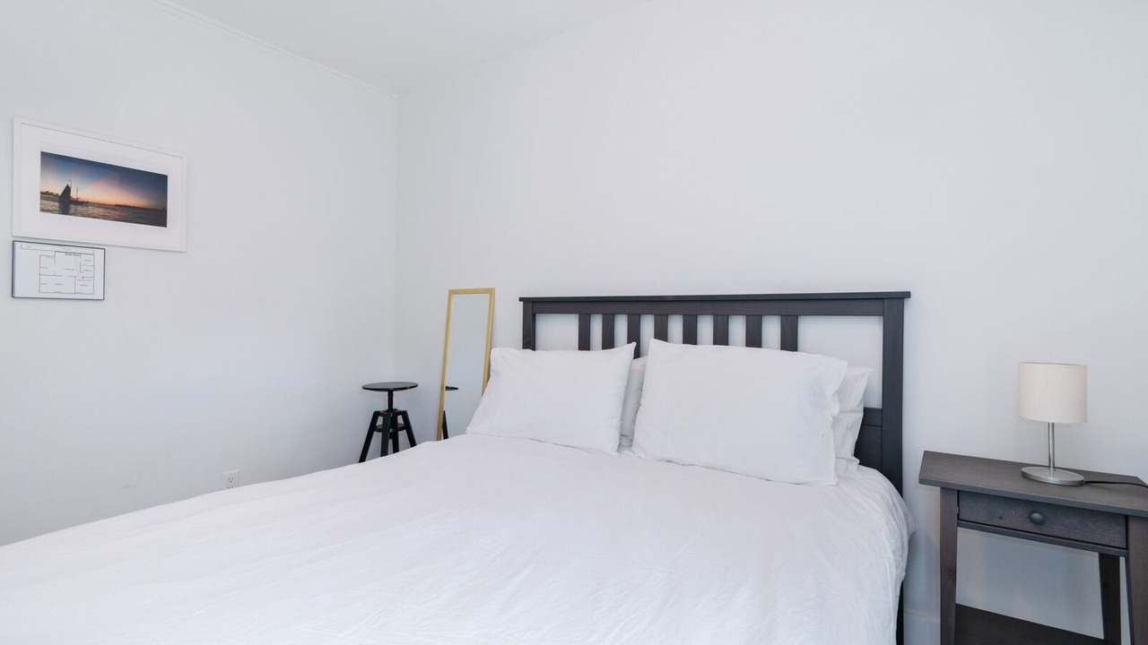 Photo of Bedroom in Harbordale