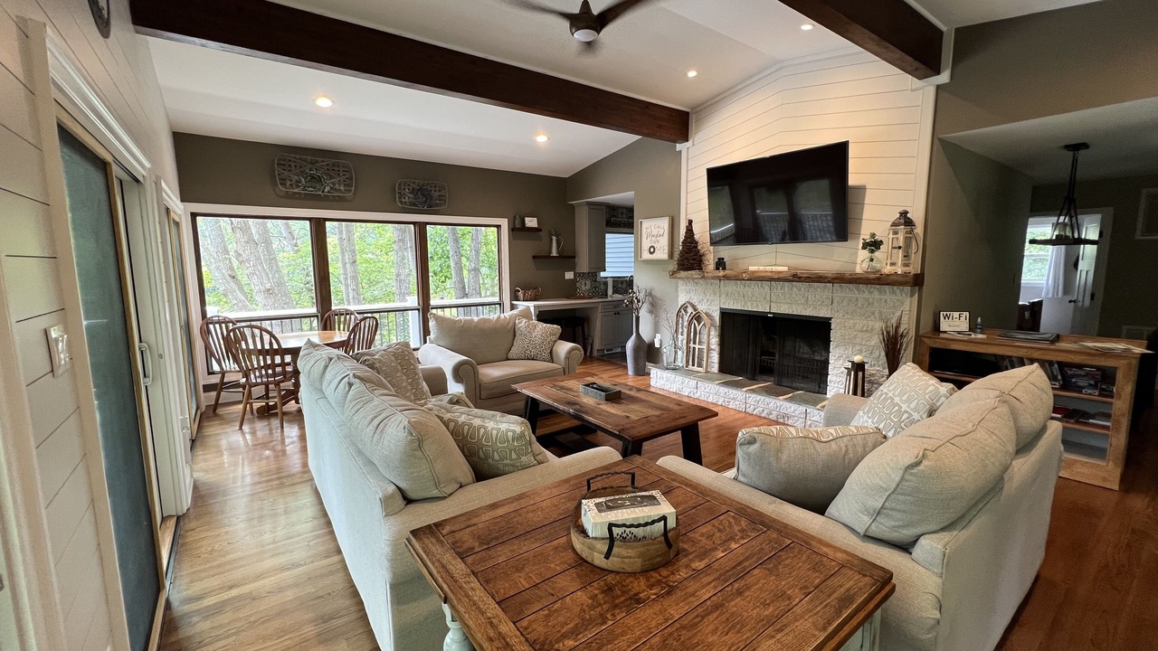 Photo of Livingroom in Chesapeake Ranch Estates-Drum Point