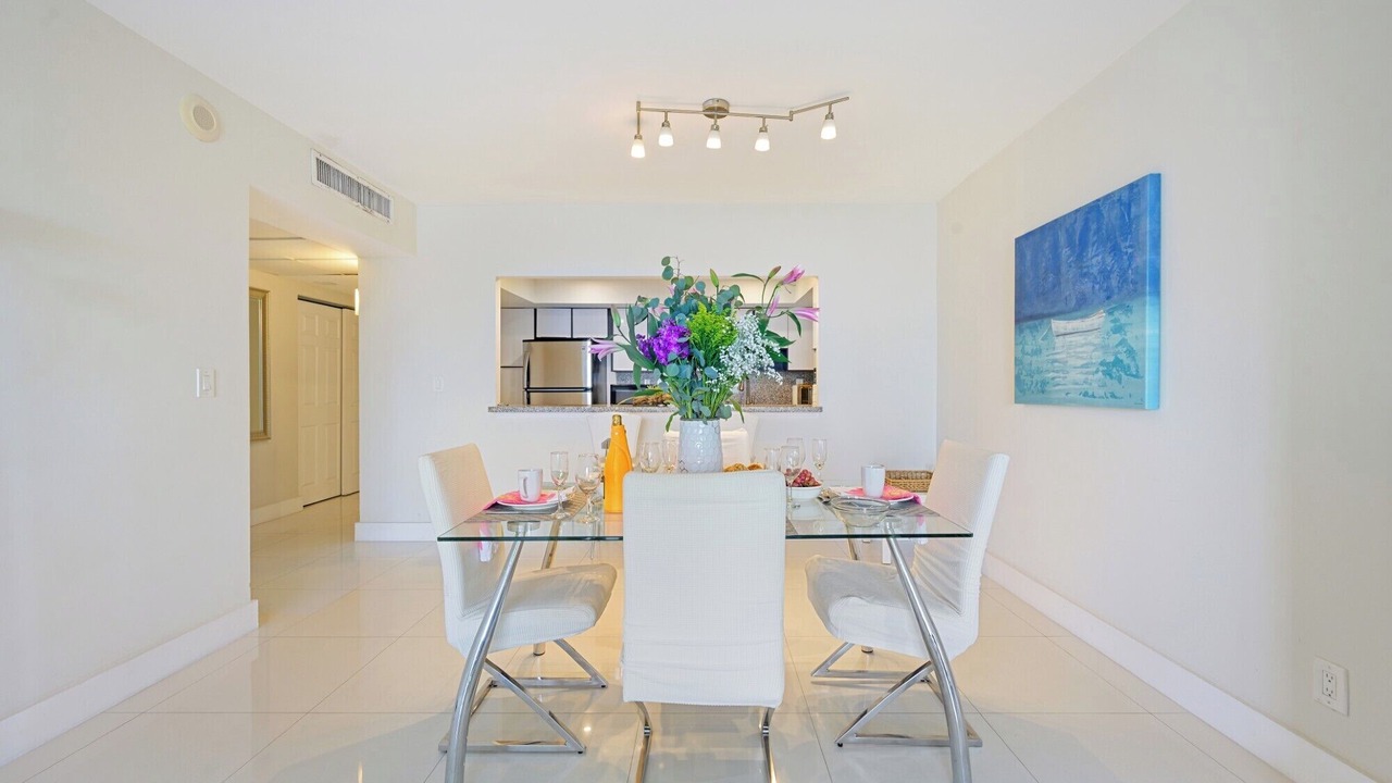 Photo of Others in Sunny Isles Beach