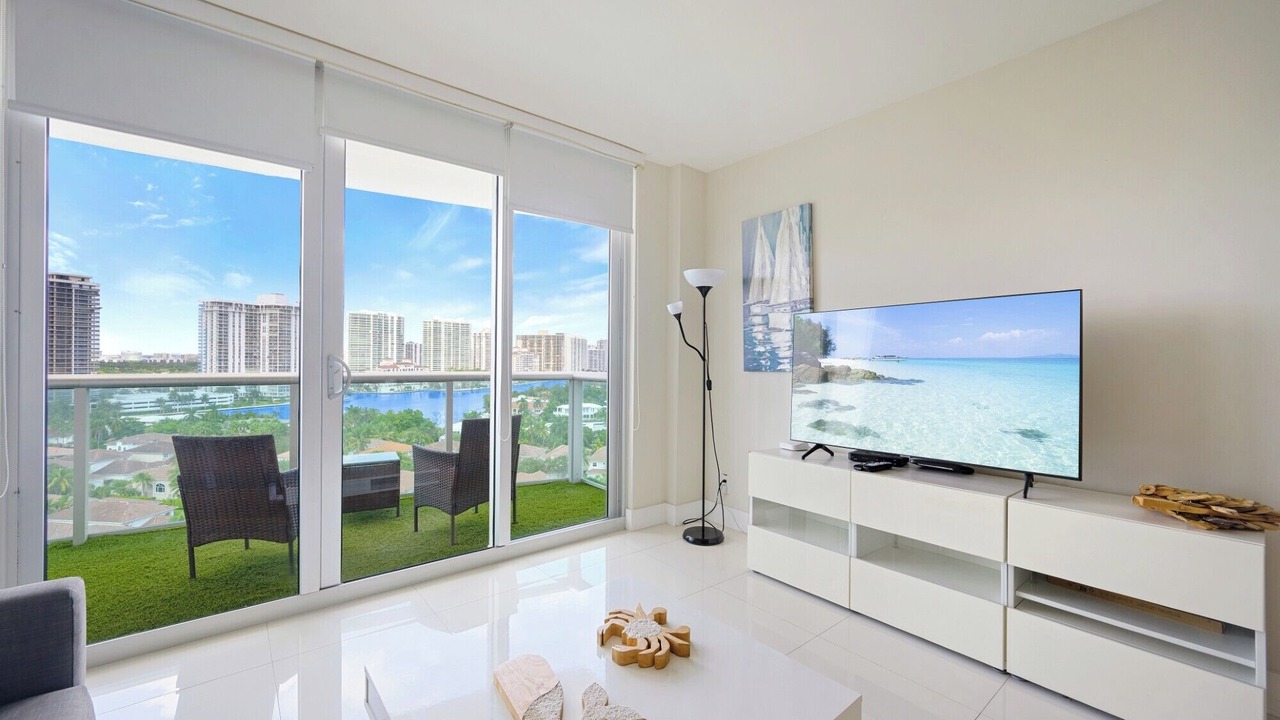 Photo of Livingroom in Sunny Isles Beach