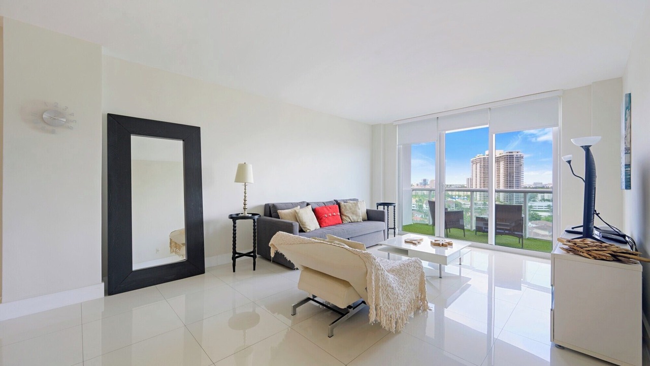 Photo of Livingroom in Sunny Isles Beach