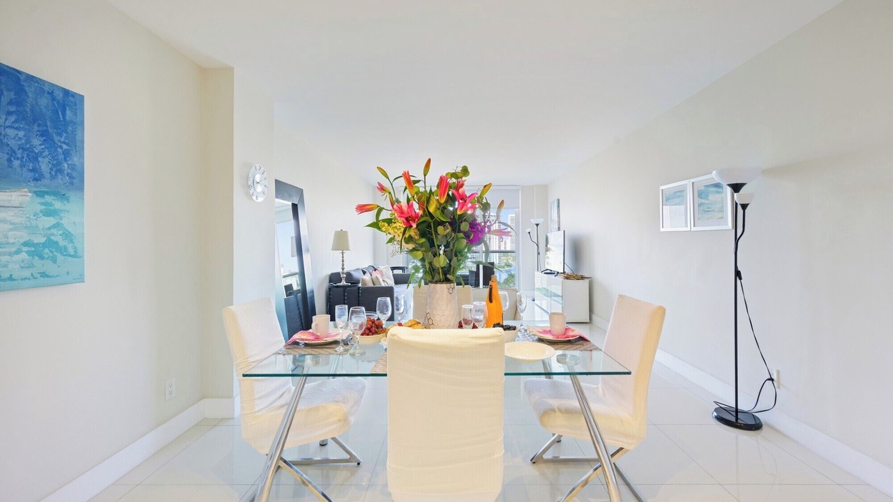 Photo of Others in Sunny Isles Beach