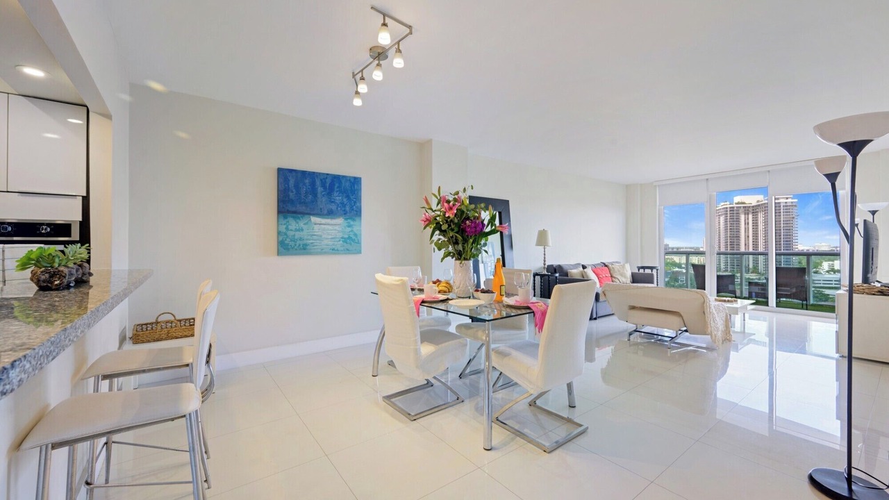Photo of Others in Sunny Isles Beach