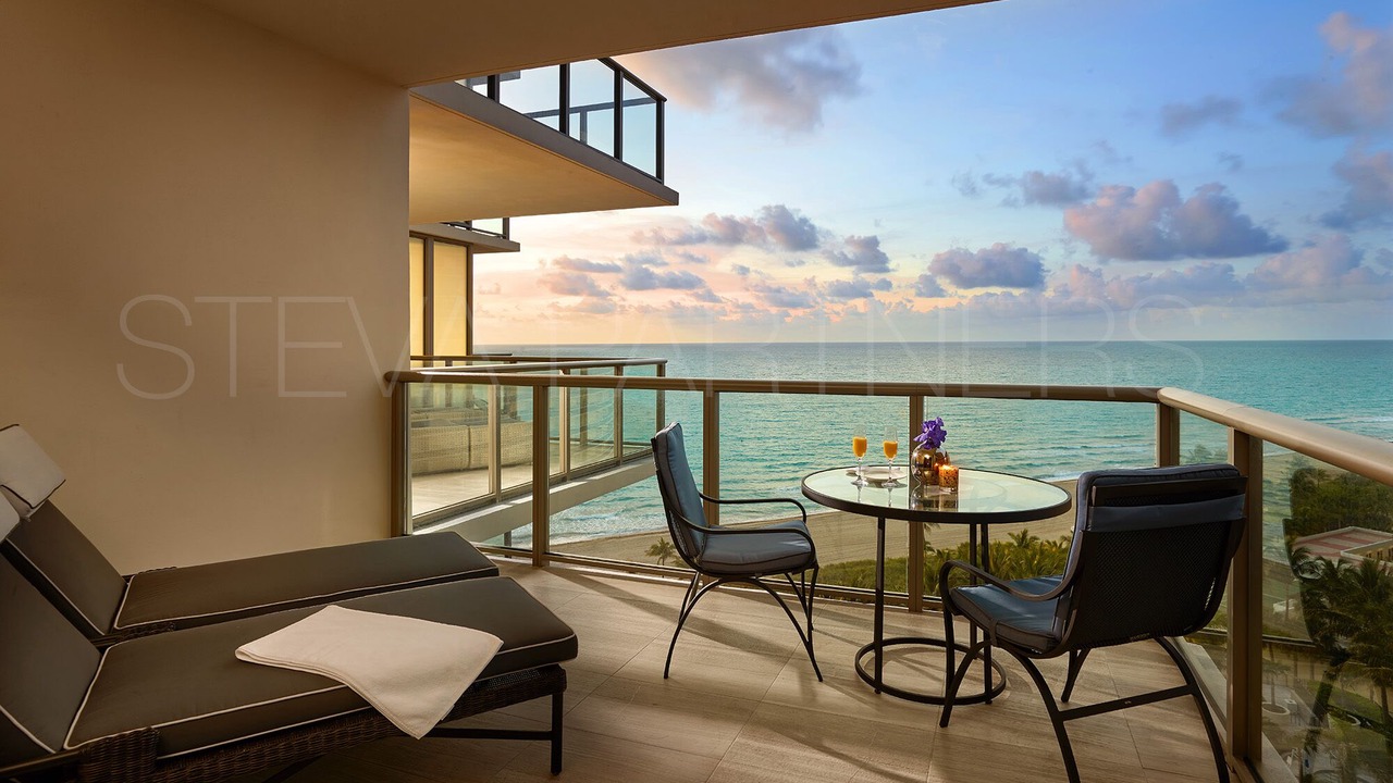 Photo of Patio Balcony in Bal Harbour
