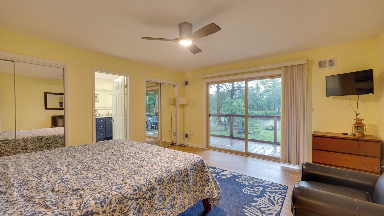 Photo of Bedroom in Reedville