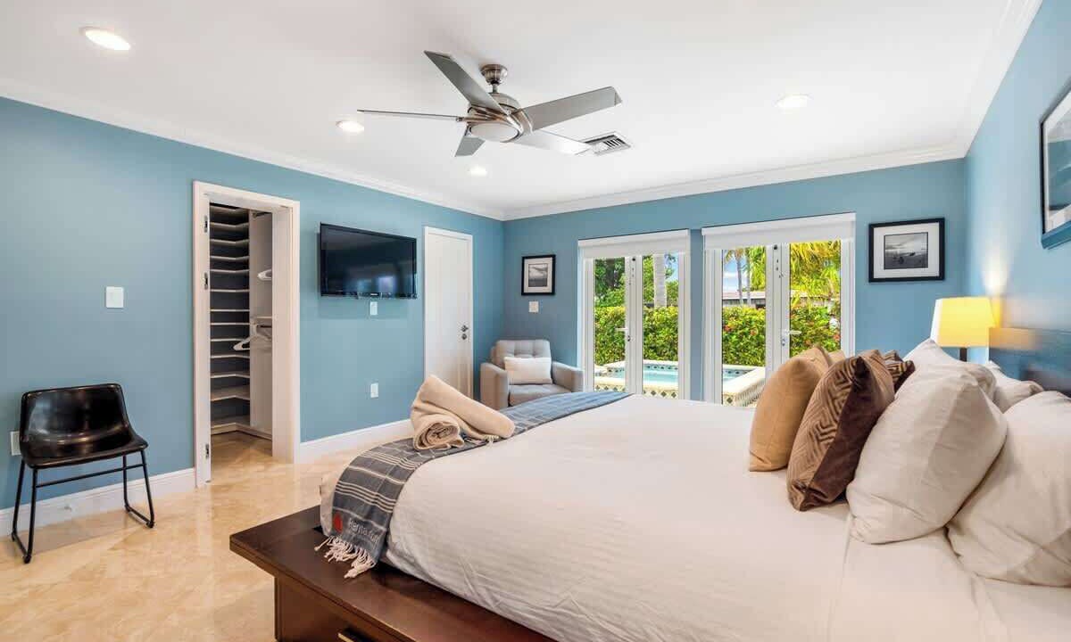 Photo of Bedroom in Deerfield Beach