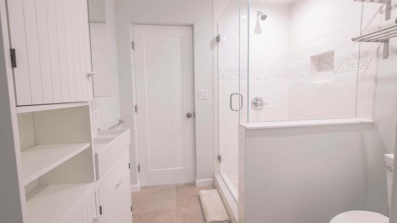 Photo of Bathroom in Del-Ida Park Historic District