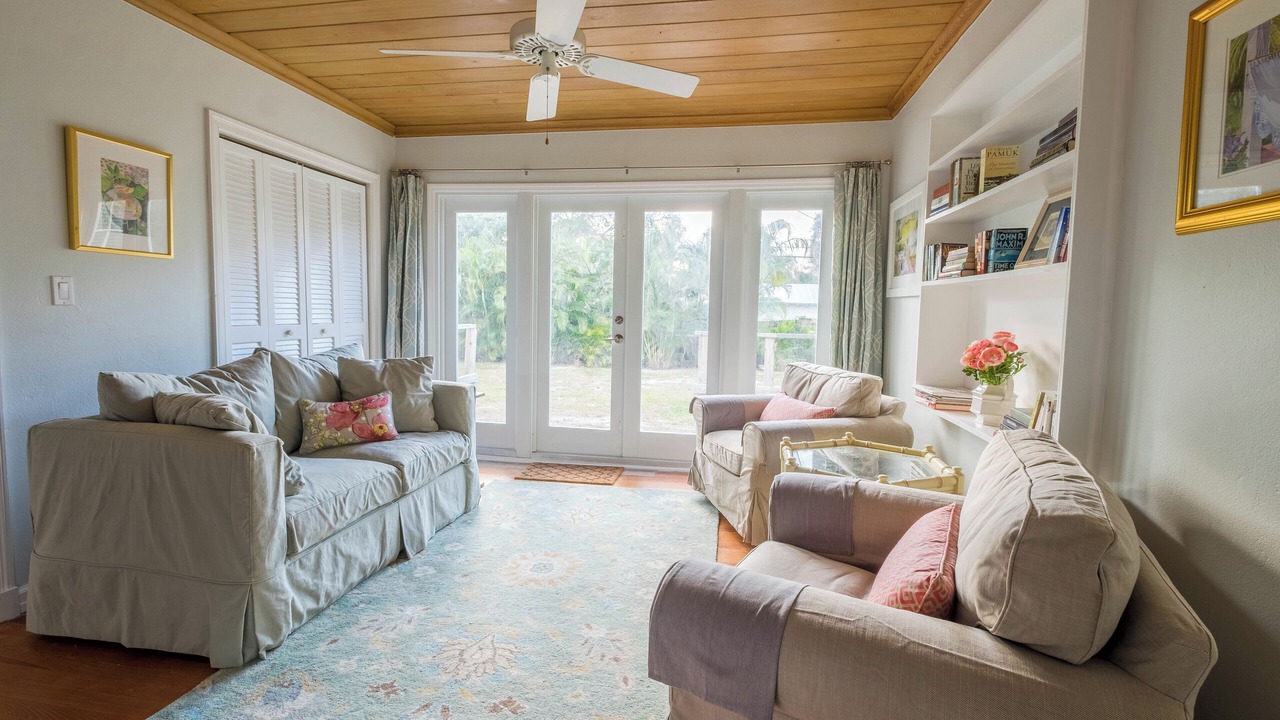 Photo of Livingroom in Del-Ida Park Historic District