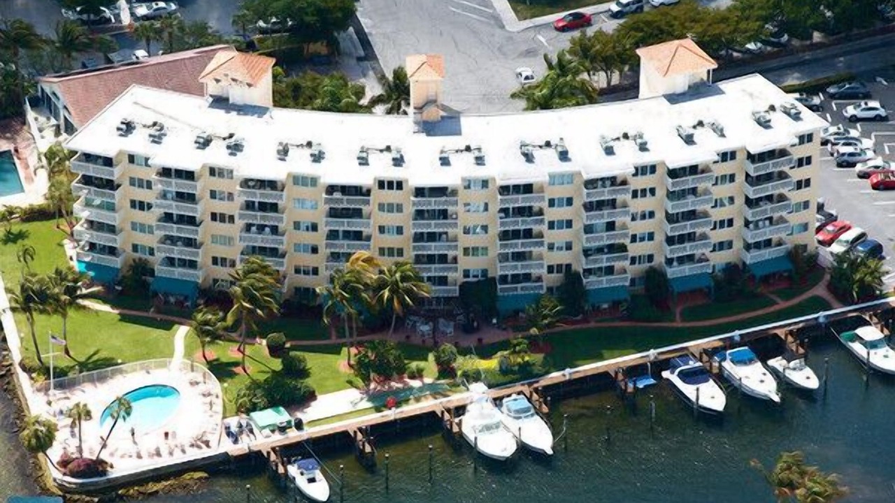 Photo of Others in Harbor Village