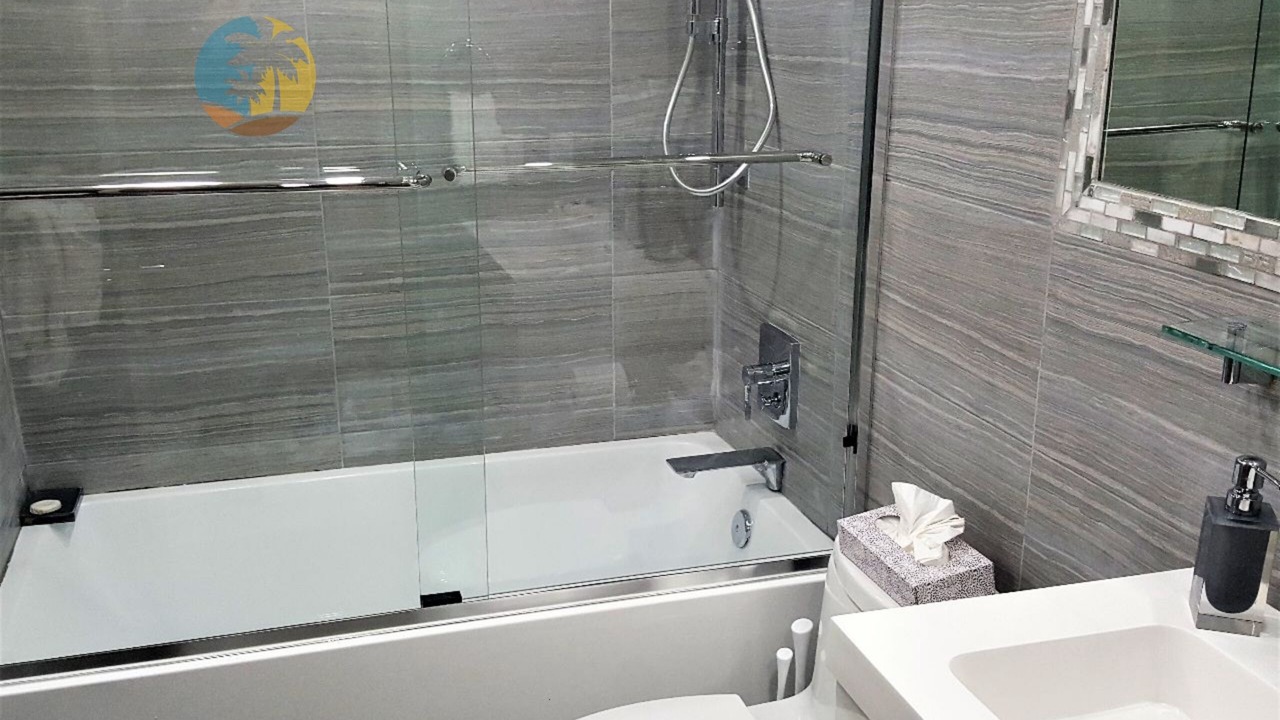 Photo of Bathroom in Mid Beach