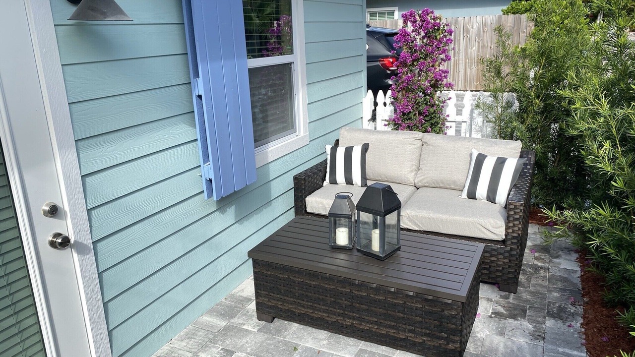 Photo of Patio Balcony in Pineapple Grove Arts District
