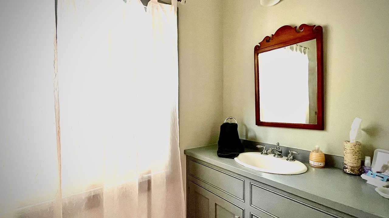 Photo of Bathroom in Barboursville