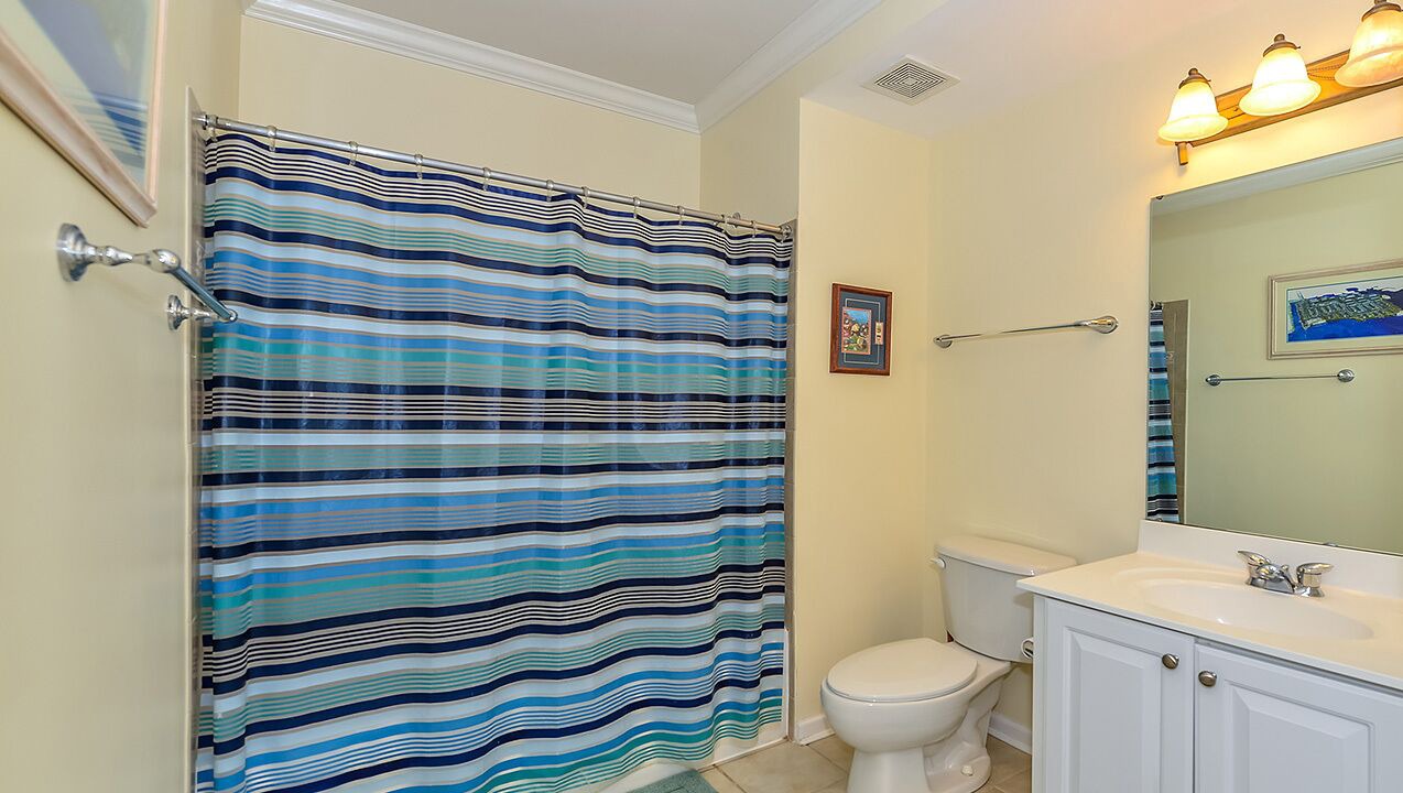 Photo of Bathroom in Sunset Island
