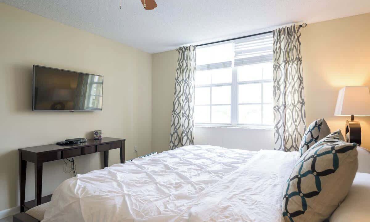 Photo of Bedroom in Aventura