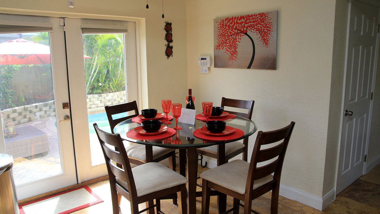 Photo of Outdoor in Middle River Terrace