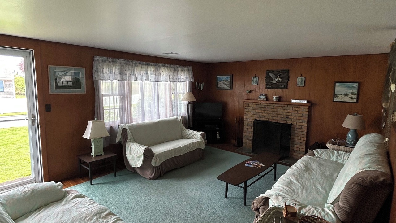 Photo of Livingroom in Falmouth