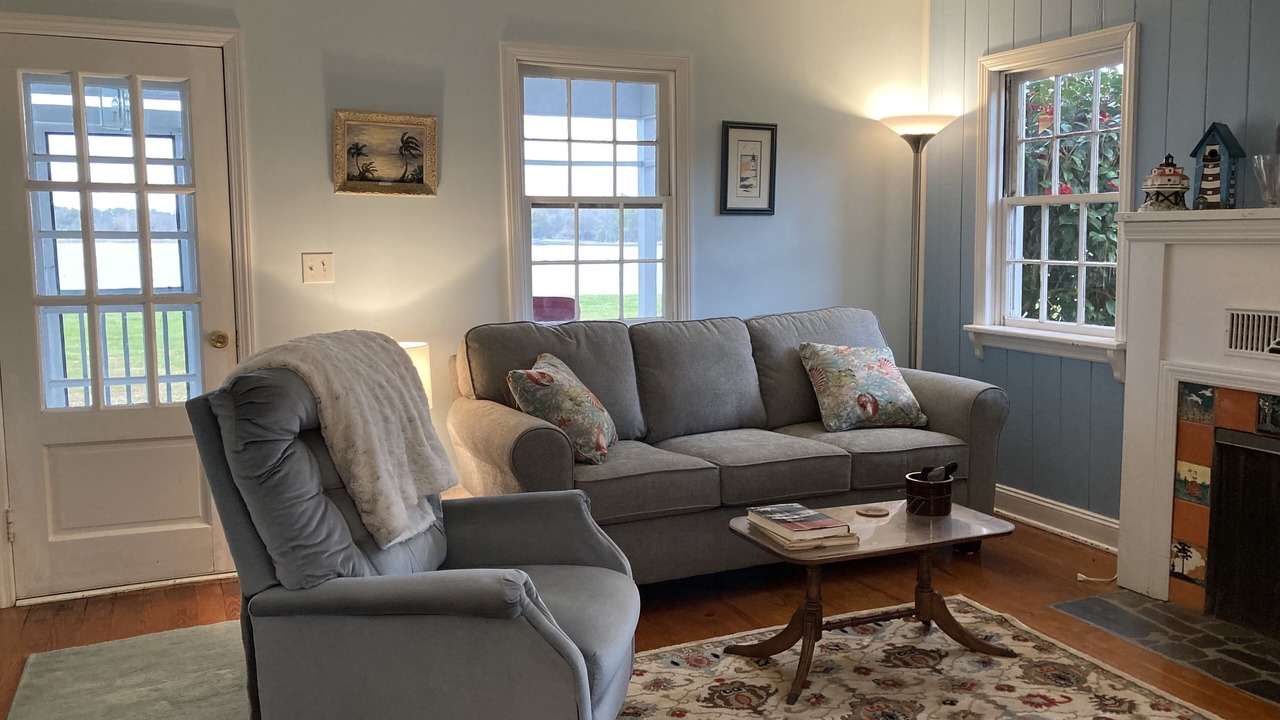 Photo of Livingroom in Lottsburg