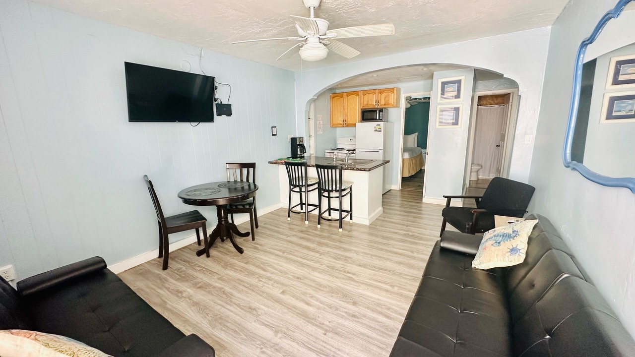 Photo of Livingroom in Hollywood