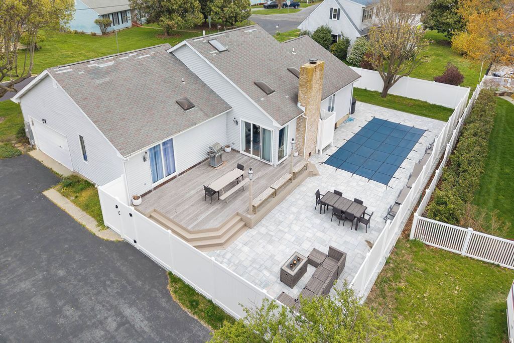 Photo of Outdoor in Seabreeze