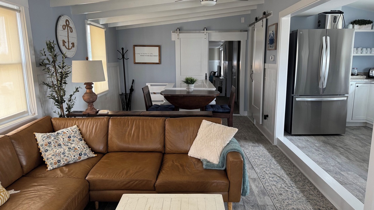 Photo of Livingroom in Broadkill Beach