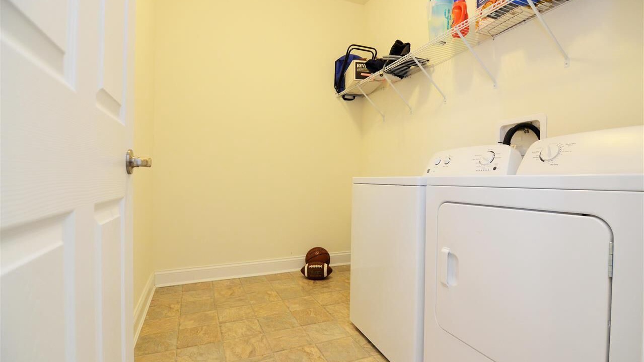Photo of Bedroom in Long Neck