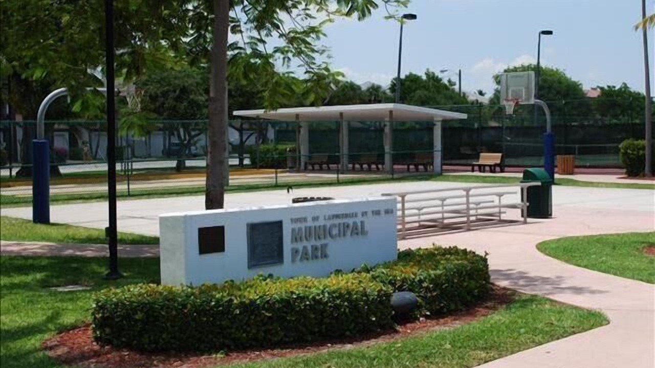 Photo of Others in Lauderdale-by-the-Sea