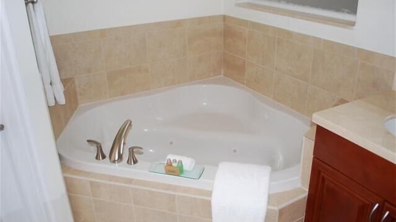 Photo of Bathroom in Lauderdale-by-the-Sea