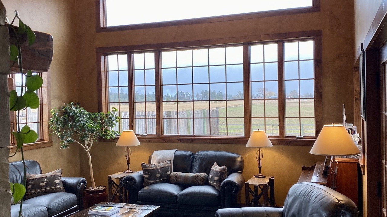 Photo of Livingroom in Columbia Falls