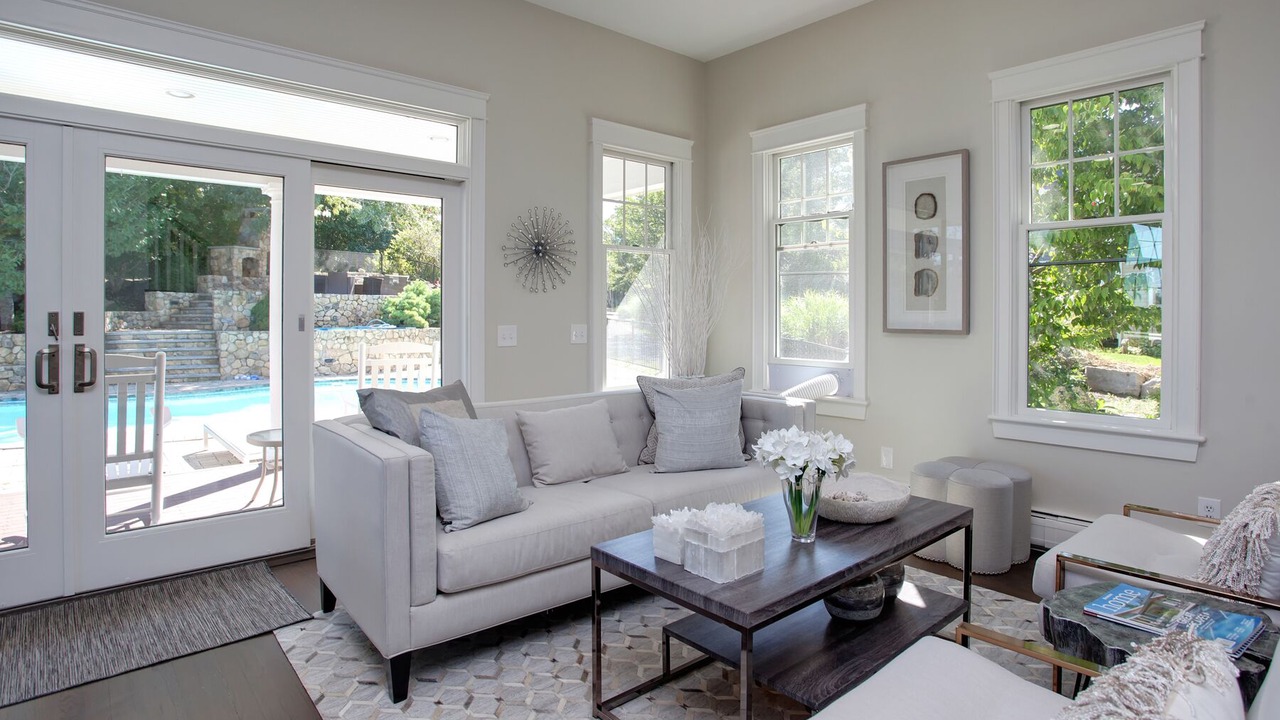 Photo of Livingroom in West Barnstable