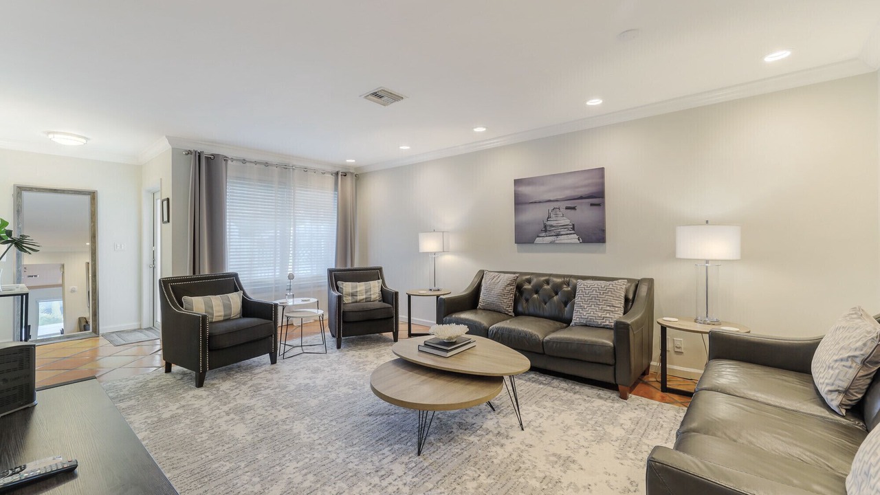 Photo of Livingroom in East Fort Lauderdale