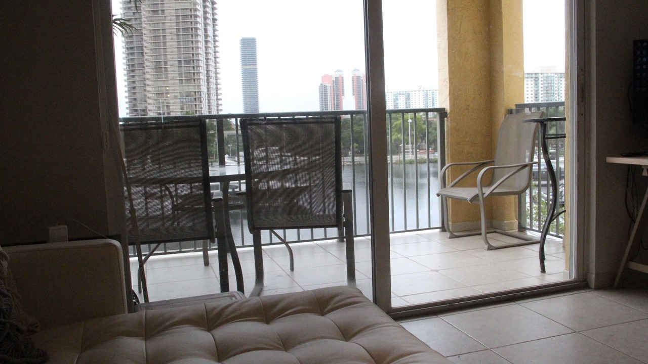 Photo of Others in Aventura
