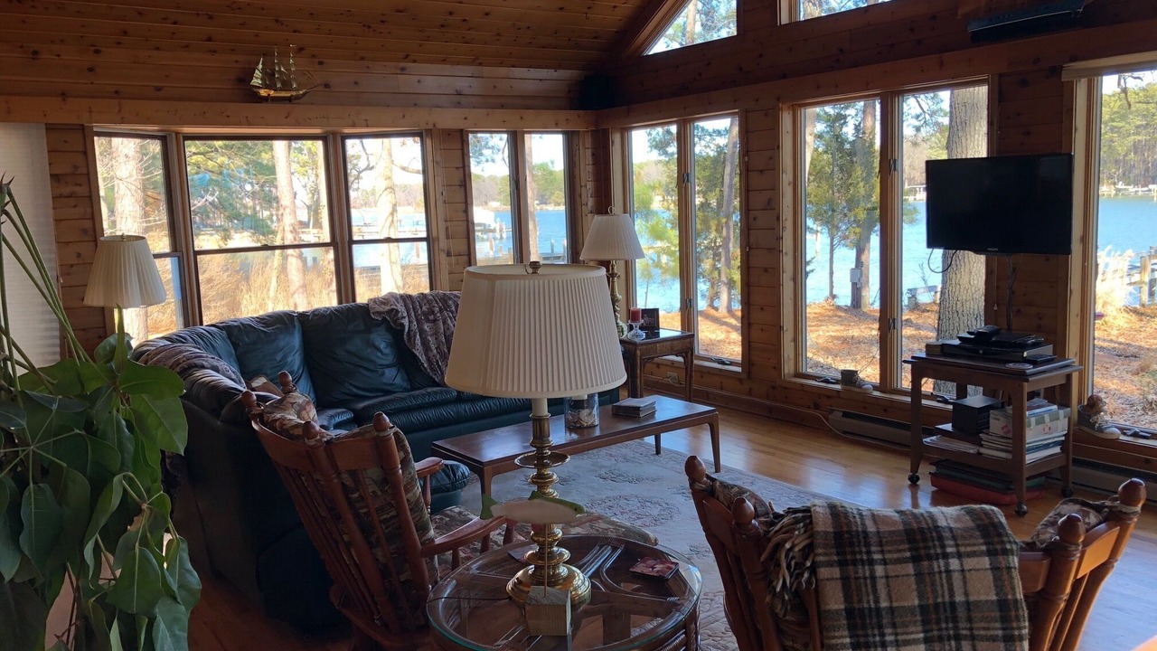 Photo of Livingroom in Bozman