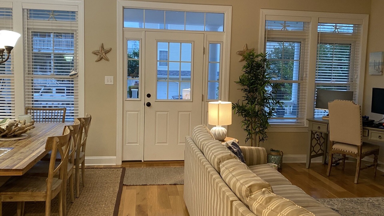 Photo of Livingroom in North End