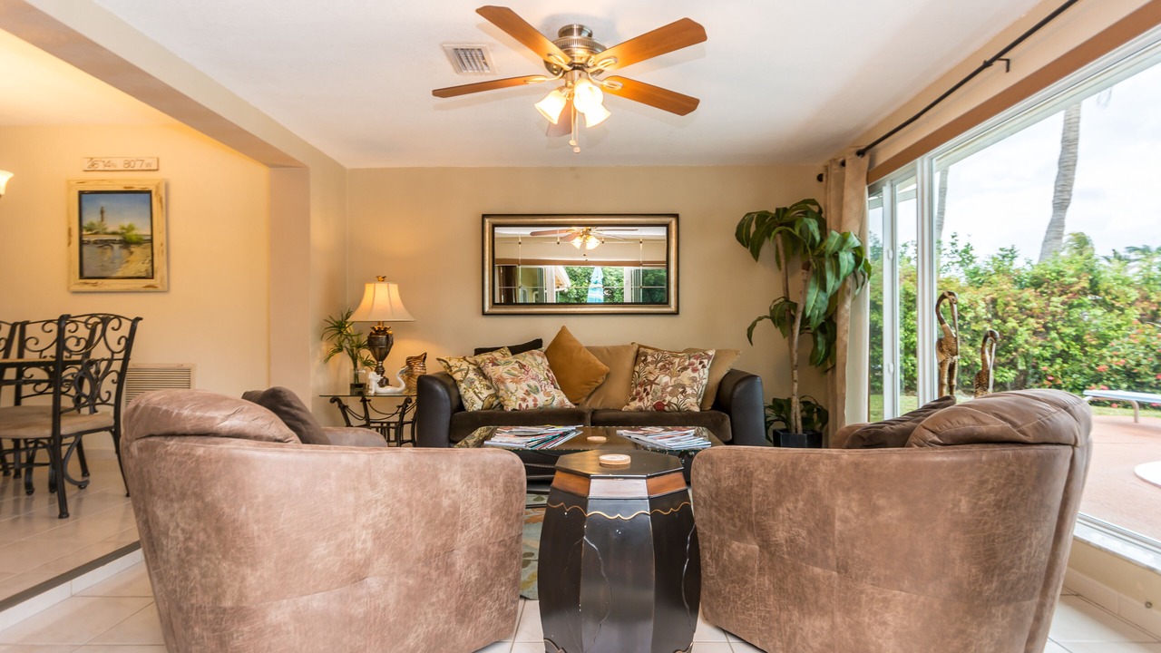 Photo of Livingroom in Lighthouse Point