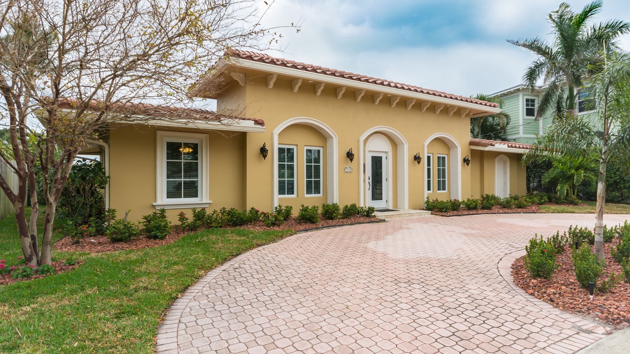 Photo of Outdoor in Lighthouse Point