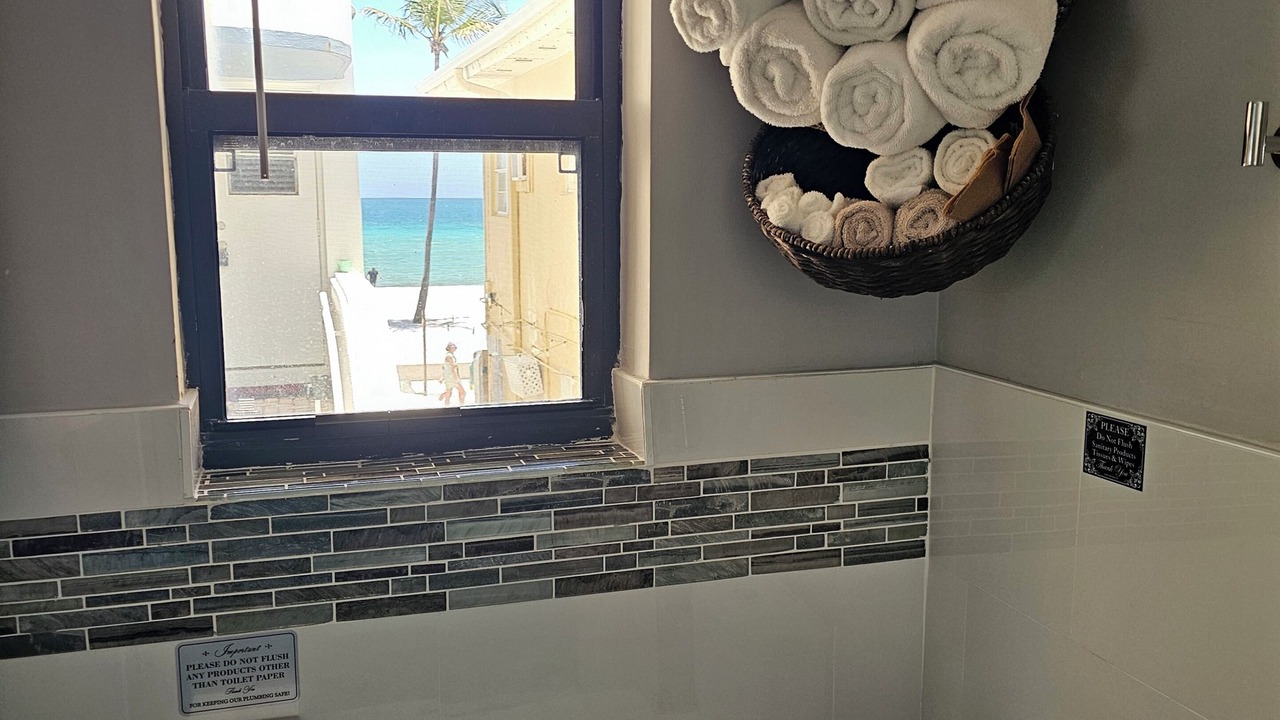 Photo of Bathroom in Hollywood