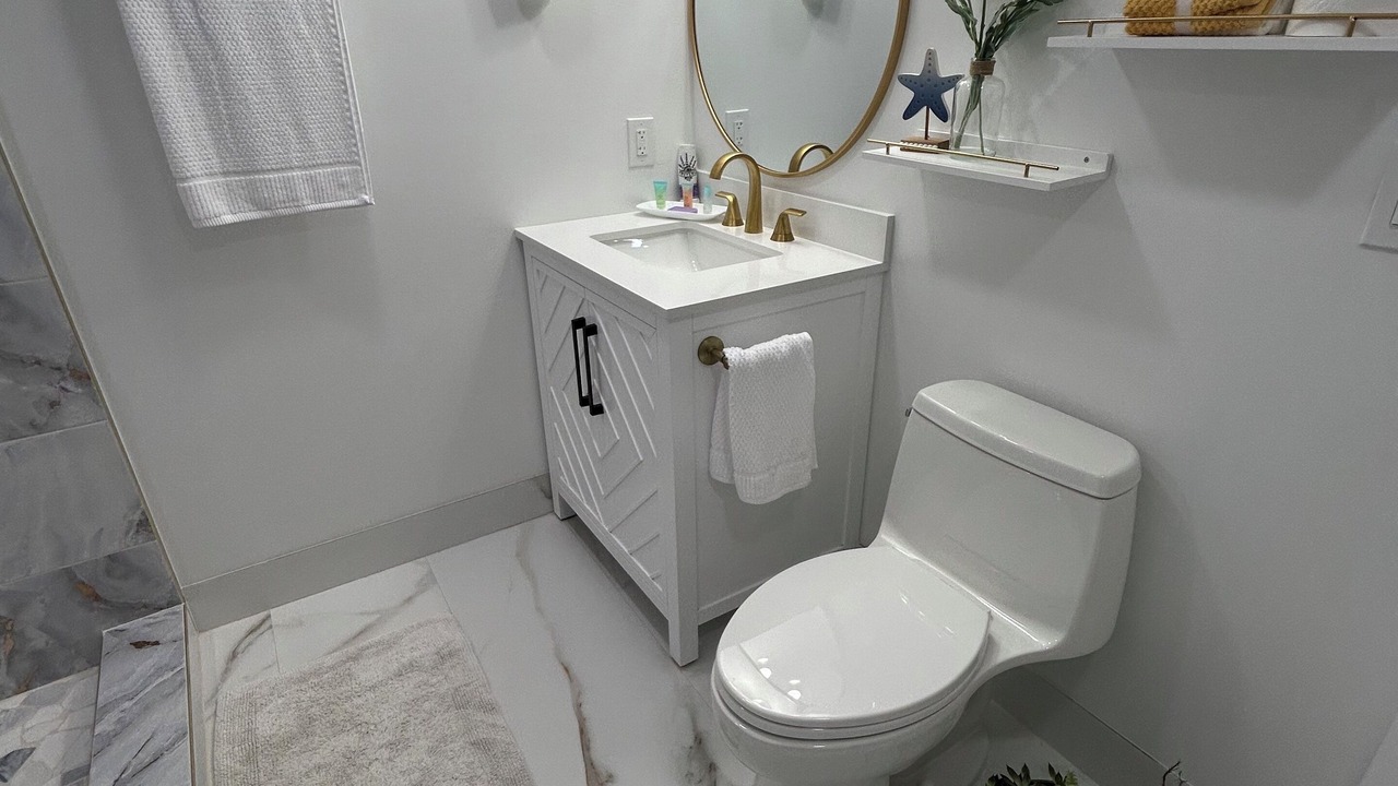 Photo of Bathroom in Edgewood
