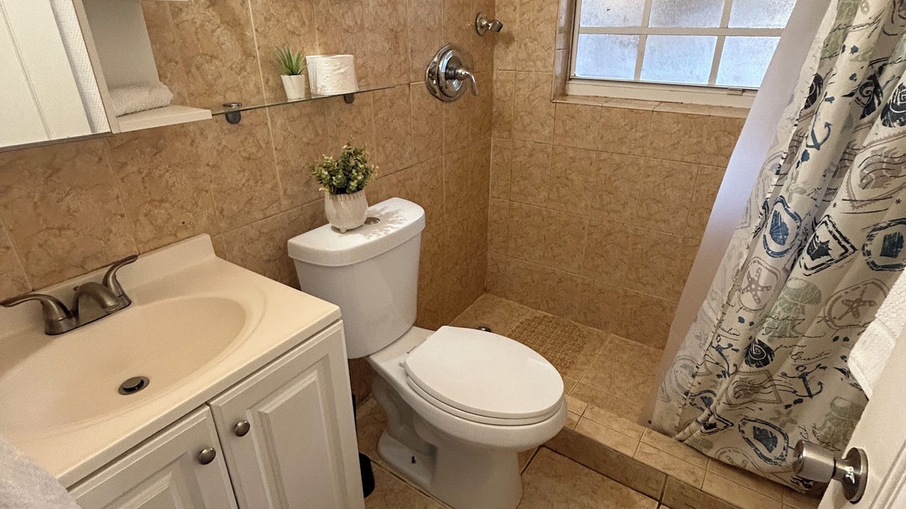 Photo of Bathroom in Edgewood